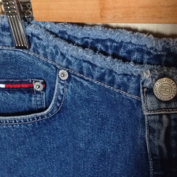 TOMMY JEANS - Picture 3 of 7